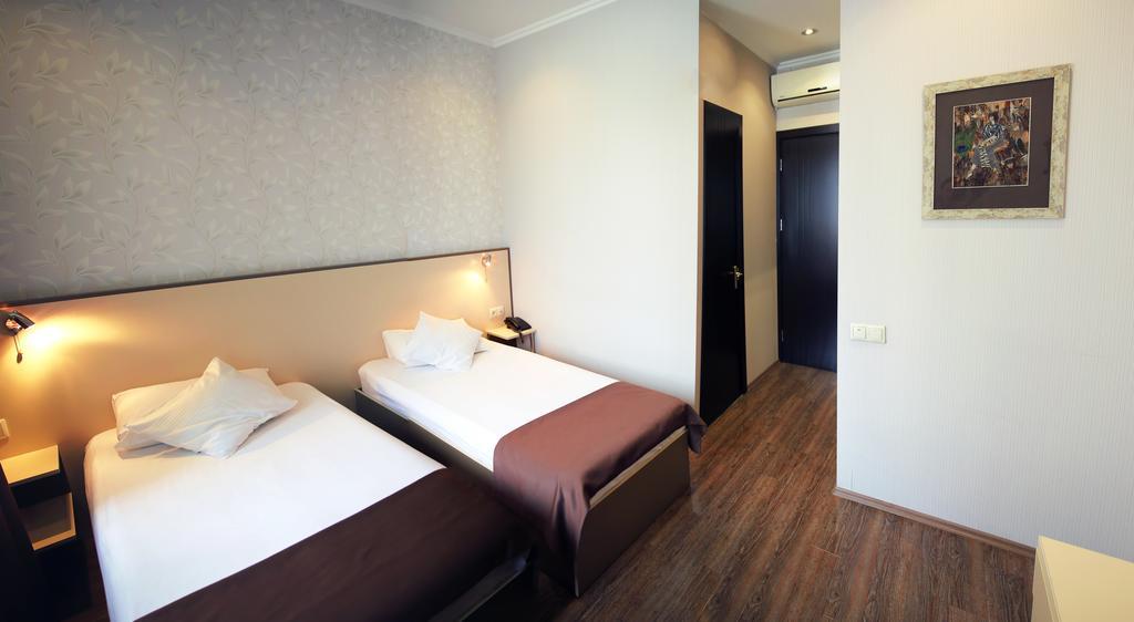 Rondo Hotel Tiflis Habitación foto