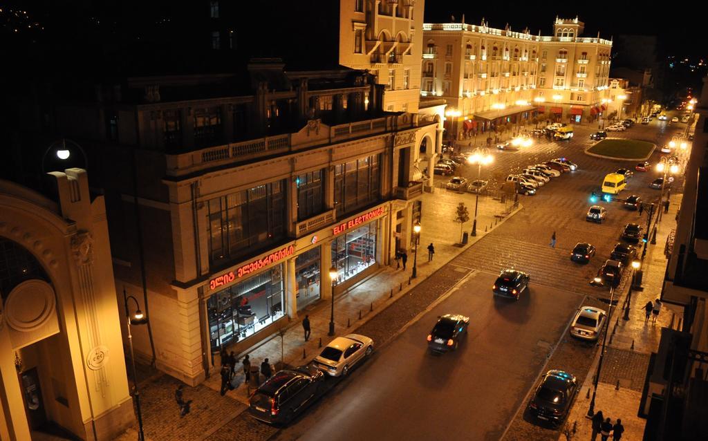 Rondo Hotel Tiflis Exterior foto
